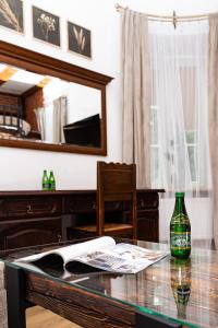 RETRO NEO - Mickiewicza, VAT, 24h