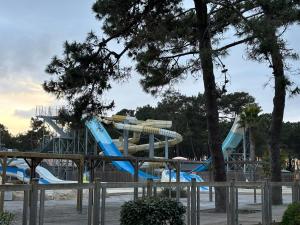 MOBIL HOME spacieux Camping 5 étoiles acces direct à la mer