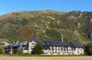 Appartement cosy à St-Lary Vue montagne, terrasse, proche thermes