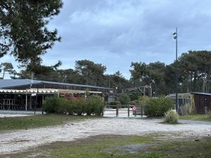 MOBIL HOME spacieux Camping 5 étoiles acces direct à la mer