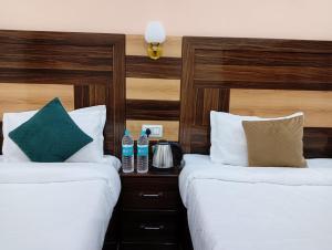 Geetanjali Palace Hotel & Restaurant