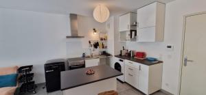 Le Triton, new appartments near city center , parking , lift