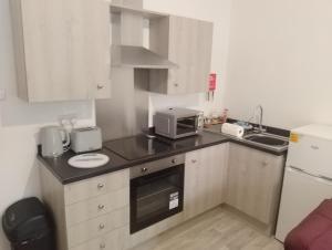 studio apartment flat 7