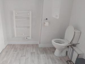 studio apartment flat 7