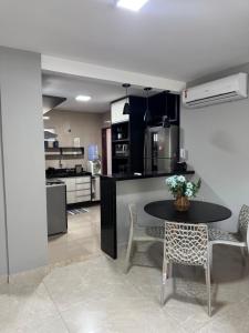 Edifício Mariana Apto com 3 Quartos- Jatiúca