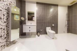 Golden dallah جولدن دلة