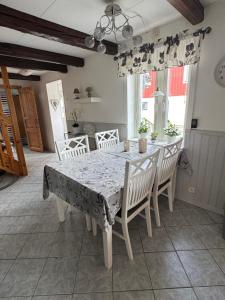 Charmigt hus på landet