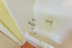 New Direct Oceanfront at Sea Mist, Remodeled,Pools