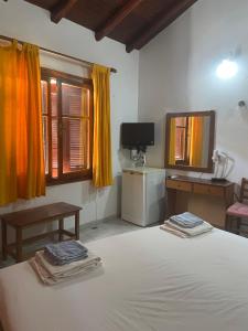 Eros-Iros Portside Stays Skiathos