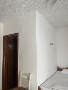 Eros-Iros Portside Stays Skiathos