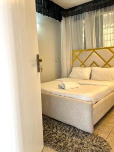 Lofty 1br Milimani with AC