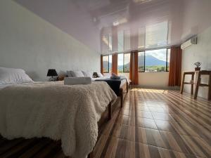 SUA Luxury Arenal Volcano View Apartments