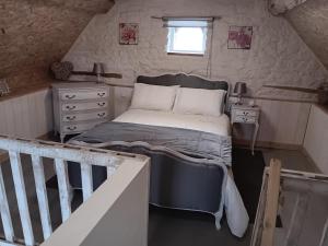Petit Maison