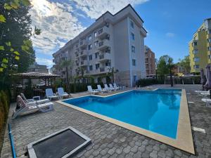 Magnolia 6