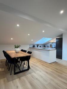 Charming Alpine Apartment with Sauna