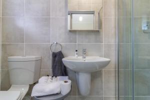 #AlimamaSpaces Akins Greenlee Apartment