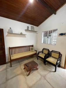 Casa 150m da Praia das Toninhas Com Churrasqueira