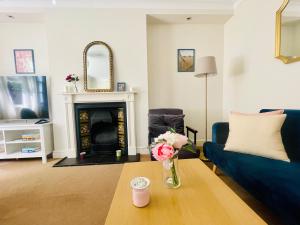 3 Bed Apartment In Camden-Central London