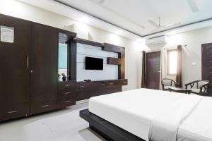 FabHotel Khalsa Homestay