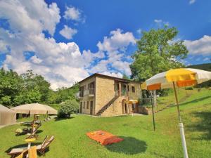 Apartment in Marche with Pool & Terrace