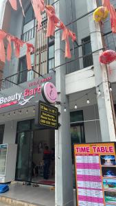 Cat Home Ao Nang Landmark