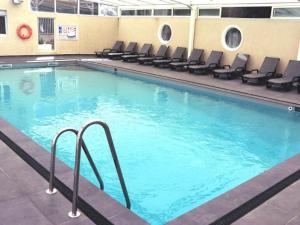 Mobil Home Confortable avec Terrasse pour 6 Personnes - API-1-52-394