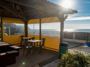 Spacieux Mobil Home 8 Pers avec Terrasse - API-1-52-573