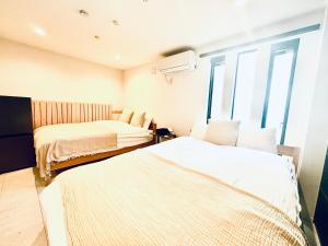 Luxury stay at Himonya House