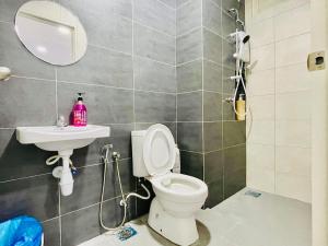 NhoyteHome1BedRoomHorizonSuitesSunsuriaCitySepangKLIAWiFiNetflixFreeParking