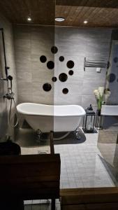 Romantic House with an outdoor Jacuzzi