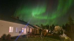 Romantic House with an outdoor Jacuzzi