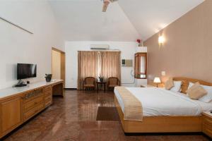 Dwaraka inn -Premium Pool villa and event venue