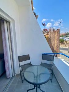 1-bedroom duplex 100m by the sea