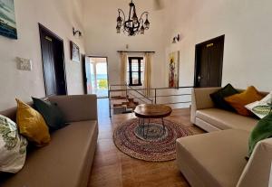 The Backwater Rhapsody, Alleppey