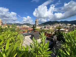 WELCOME RIVIERA - ORO Apartment, 2Bedroom, 2Bathroom Apartment with Free Garage at 800 mt, Lift, Shared Terrace, Balcony, Wi-Fi, Air Conditioning, The Ideal Choice for a Relaxing and Exciting Coastal Escape