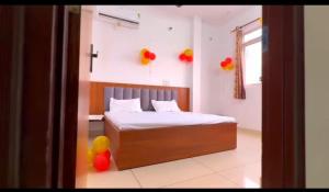 Moon light hotel
