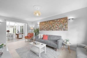 Keel Drive Modern 3-Bedroom, 2-Bathroom Home