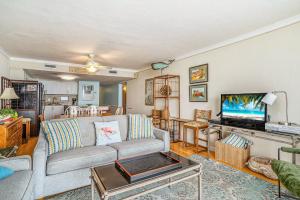 0401 Waters Edge Resort condo