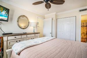 1004 Waters Edge Resort condo