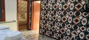 Apartment with large Terrace nearby Station, Mestre