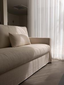 Private Contemporary House near Old Town