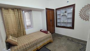 Casa de Familia - 2BHK - Homestay - Manyata Tech Park - Hebbal Kempapura