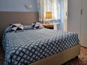 3 rooms amazing sea view beachfront flat BLUE