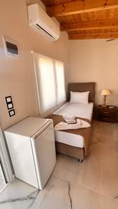 Steven Eleonas apartments