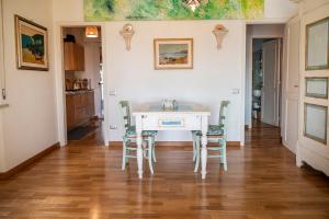 Villa quadrilocale con giardino al Villaggio Taunus