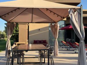 Villa Badia, 30 minutes médina, 4 suites, piscine