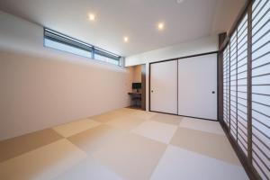 海近1棟貸し,テラスでBBQ,85インチTVで映画三昧,早朝海散歩,大人が休める静かな隠れ家---HK House---