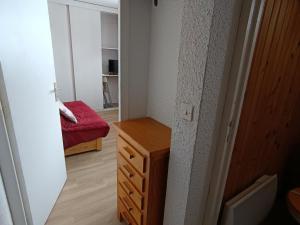 Studio abordable 2 pers, parking, animaux admis - FR-1-445-209