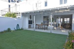 19 Van Wijk Franschhoek Central