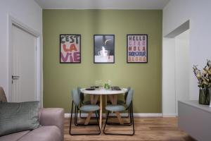 Rossini King bed i BR Apartment